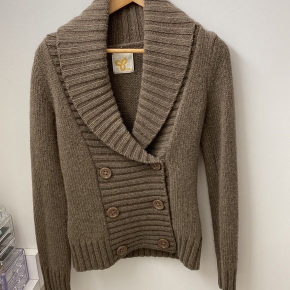 TNA lambswool sweater with bottons front - Picture 6 of 15